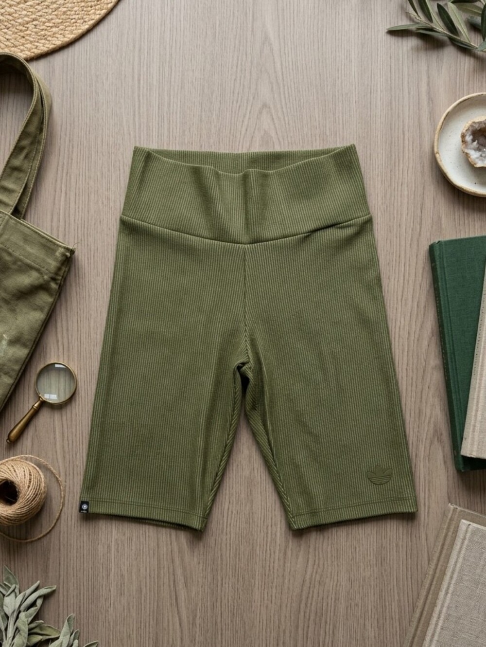 NWT adidas Originals Ribbed Biker Shorts Olive Green High Rise Size M HF2105